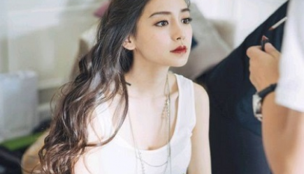 cung-dien-vien-angelebaby-chia-se-bi-quyet-lam-dep-da1.png
