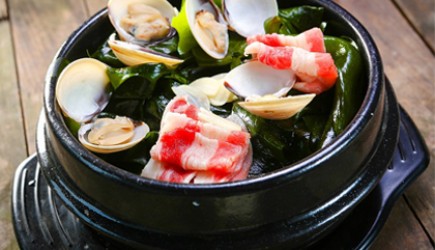 rong-bien-ngheu-trai-bai-thuoc-phat-trien-chieu-cao-hieu-qua.jpg