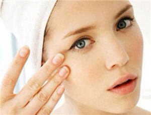 Bí quyết này hiệu quả nhất với vùng mắt.
