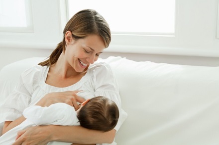 Đảm bảo cung cấp đủ lượng sữa mà bé cần nhằm thúc đẩy quá trình tăng chiều cao. Khẩu phần ăn giúp tăng chiều cao cho bé theo độ tuổi 01