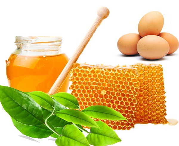Hỗn hợp trứng, mật ong và dầu Olive có tác dụng giữ ẩm rất tốt cho làn da.