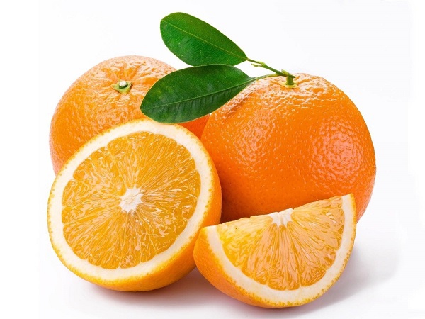 Trái cây họ cam quýt cũng là thực phẩm có ích cho quá trình làm đẹp da.