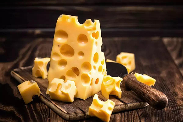 Ăn phô mai có giúp tăng chiều cao không?