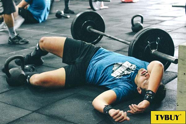 tập cường độ cao quá sức là giảm cân phản khoa học