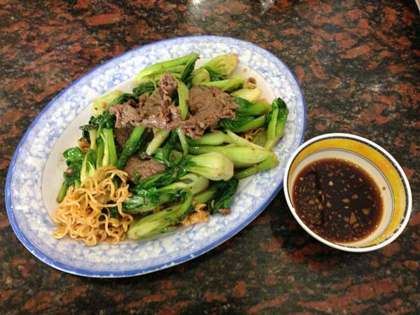 Món mì tôm xào bò tốt cho quá trình phát triển thể chất của trẻ nhất là chiều cao Món mì tôm xào bò tốt cho quá trình phát triển thể chất của trẻ nhất là chiều cao