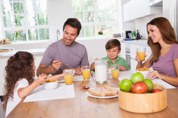 Mì tôm xào bò là món ăn ngon, giàu chất dinh dưỡng cho gia đình bạn Mì tôm xào bò là món ăn ngon, giàu chất dinh dưỡng cho gia đình bạn