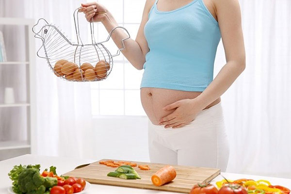 Trứng cung cấp cho mẹ bầu nguồn Protein dồi dào