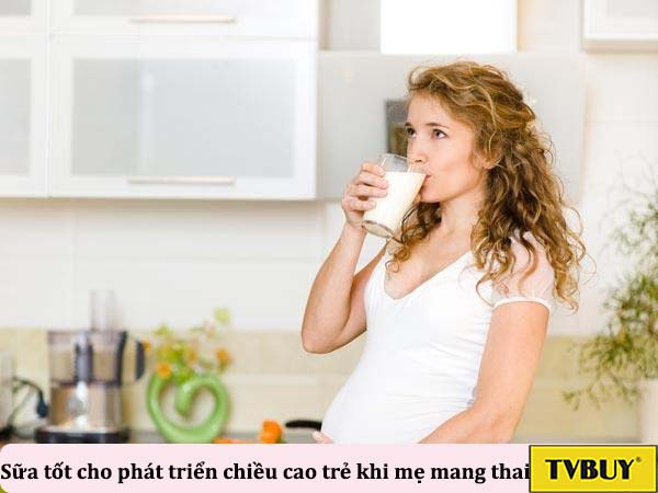 uống sữa bổ sung dinh dưỡng cho mẹ và trẻ khi mang thai