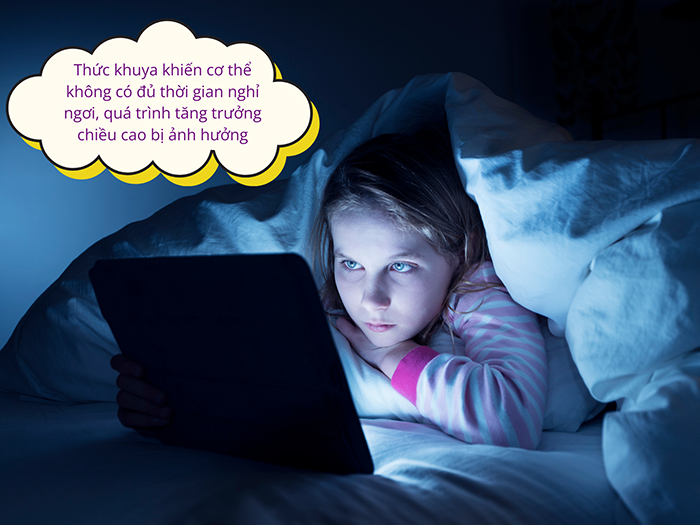 Thức khuya ảnh hưởng xấu đến sức khỏe và chiều cao của trẻ