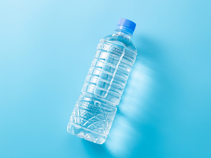 Uống đủ 2 lít nước mỗi ngày để cải thiện chiều cao nhanh chóng