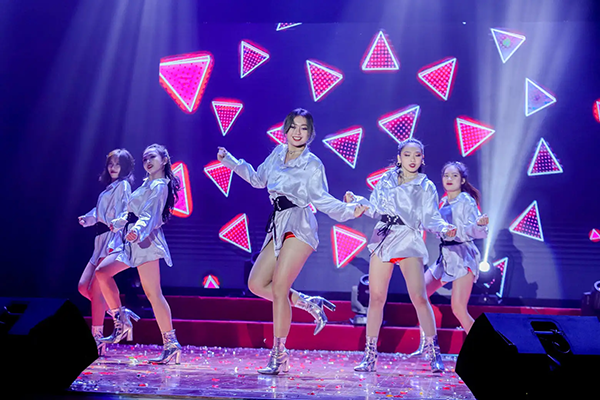 cai-thien-voc-dang-ro-ret-nho-nhay-kpop-dung-cach-va-thuong-xuyen
