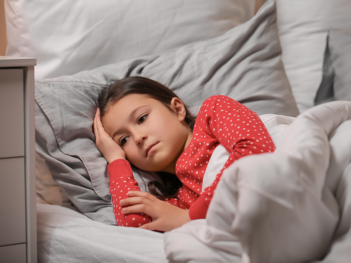 Ngủ trễ và ngủ quá ít khiến chiều cao bị kìm hãm