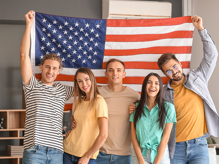 Chiều cao của nam giới Mỹ 20 tuổi là 175.4cm, nữ giới là 162.5cm