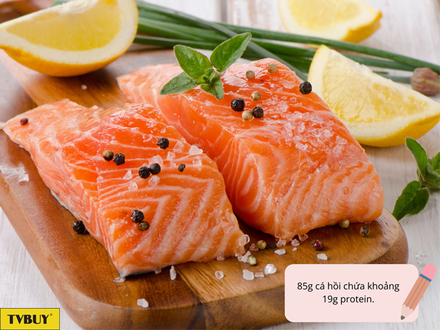 Cá hồi là thực phẩm giàu protein giúp cơ thể phát triển khỏe mạnh
