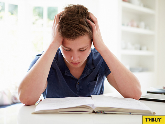 Stress kéo dài ảnh hưởng tiêu cực đến quá trình phát triển chiều cao của trẻ