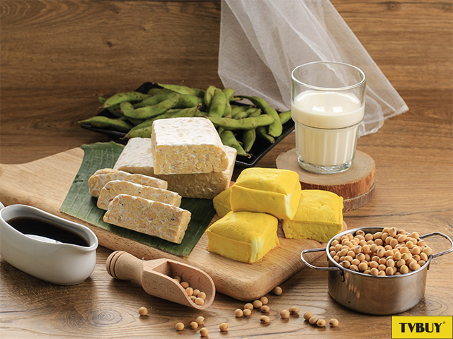 Đậu nành và các loại thực phẩm chế biến từ đậu nành rất tốt cho cơ thể trong việc bổ sung collagen